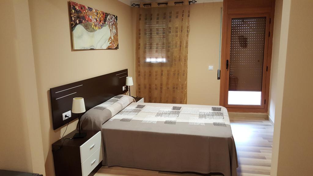 Pension Avenida Vilafranca del Penedès Eksteriør billede